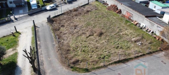 Grundstück in Udine, Italy 954m², Nr. 36633 19