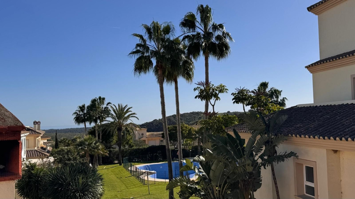 3 bedrooms Villa in San Roque, Spain No. 233609