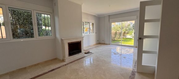 3 Schlafzimmer Villa in San Roque, Spain, Nr. 233609 6