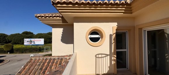 3 Schlafzimmer Villa in San Roque, Spain, Nr. 233609 13