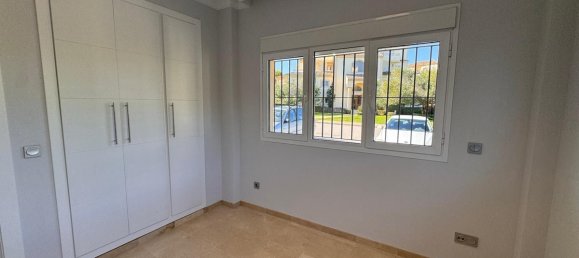 3 Schlafzimmer Villa in San Roque, Spain, Nr. 233609 7