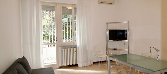 3 bedrooms Apartment in Parma, Italy No. 380373 7