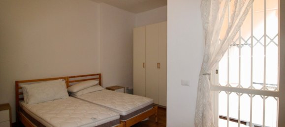 3 bedrooms Apartment in Parma, Italy No. 380373 20