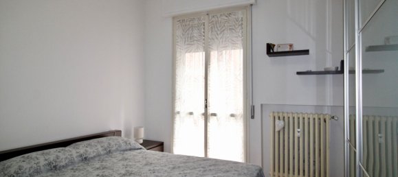 3 bedrooms Apartment in Parma, Italy No. 380373 16