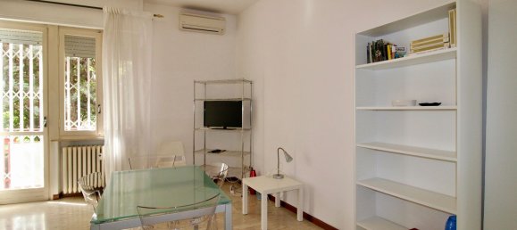 3 bedrooms Apartment in Parma, Italy No. 380373 6