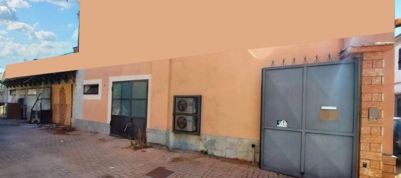 Almacén en Vercelli, Italy 404 m² No. 369906 3