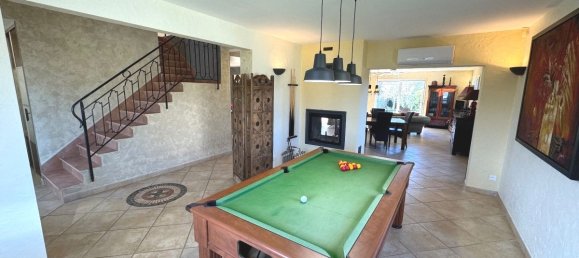 6 bedrooms Villa in Escoville, France No. 195859 5