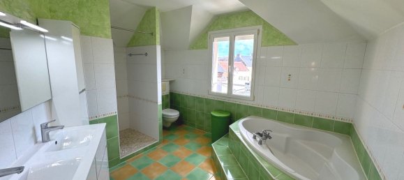 6 bedrooms Villa in Escoville, France No. 195859 13