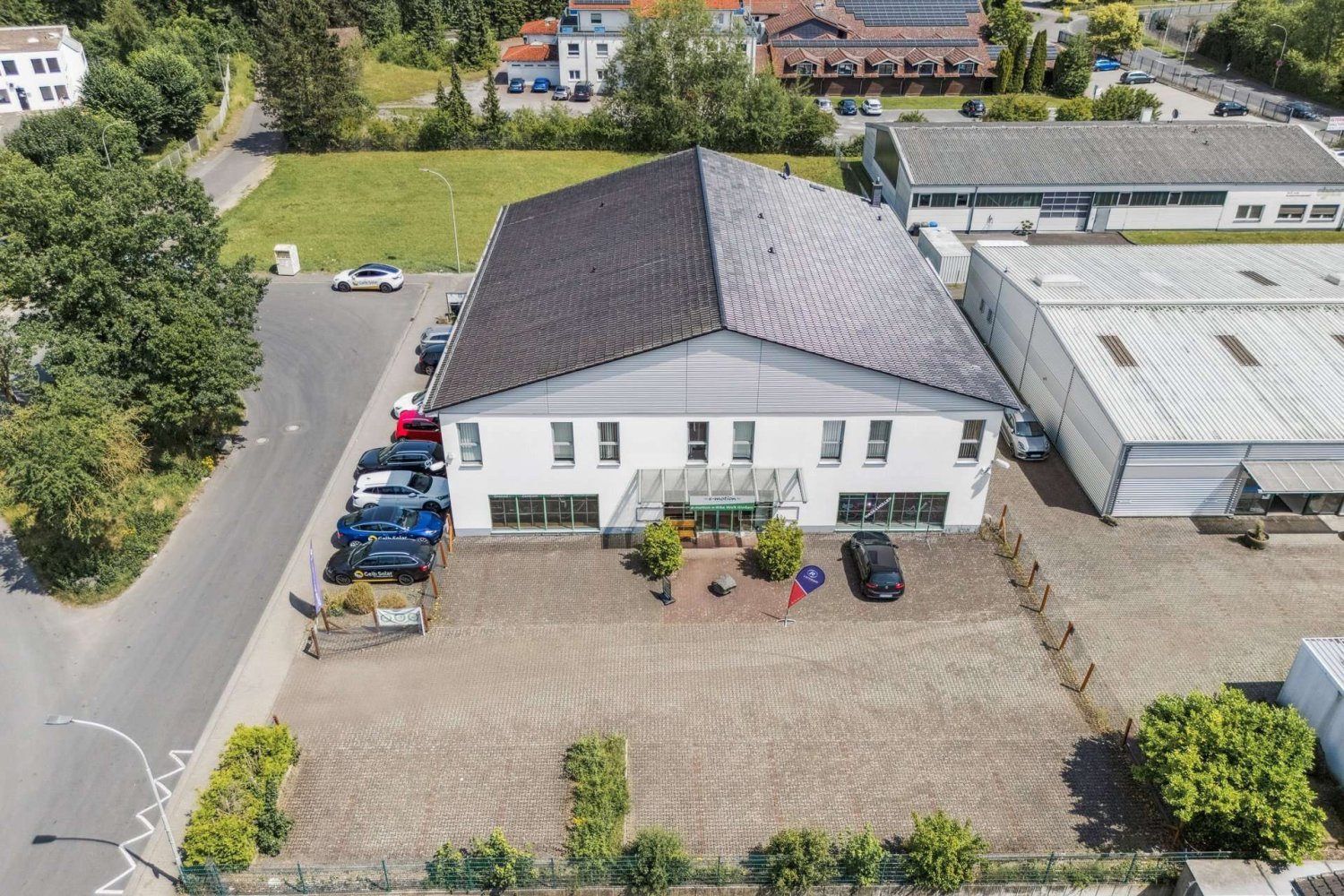 Edificio en Linden, Germany 1094 m² No. 276221