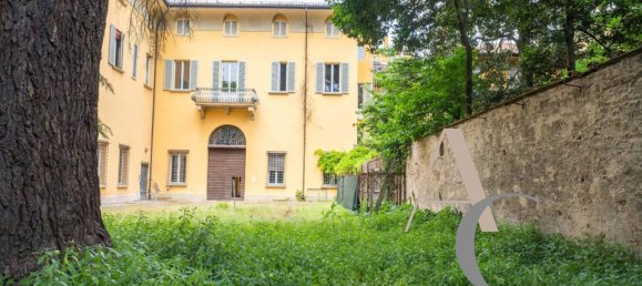 3 bedrooms Apartment in Bologna, Italy No. 335228 10