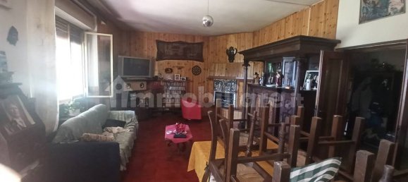 3 bedrooms Apartment in Lisciano Niccone, Italy No. 152036 4