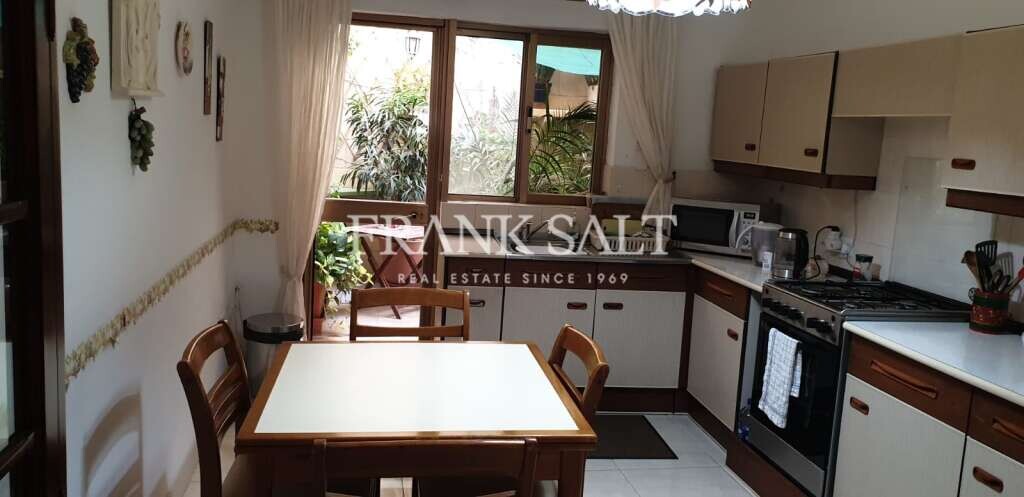 2 bedrooms Maisonette in Marsaskala, Malta No. 10446