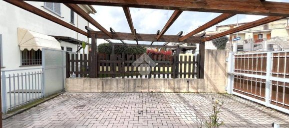 Apartamento T2 em Genzano di Roma, Italy N.º 53990 17