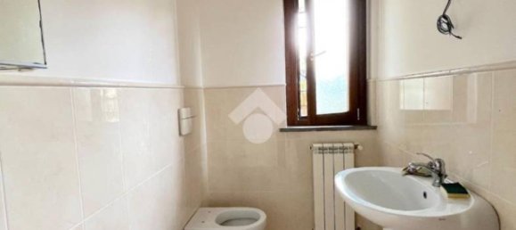 Apartamento T2 em Genzano di Roma, Italy N.º 53990 9