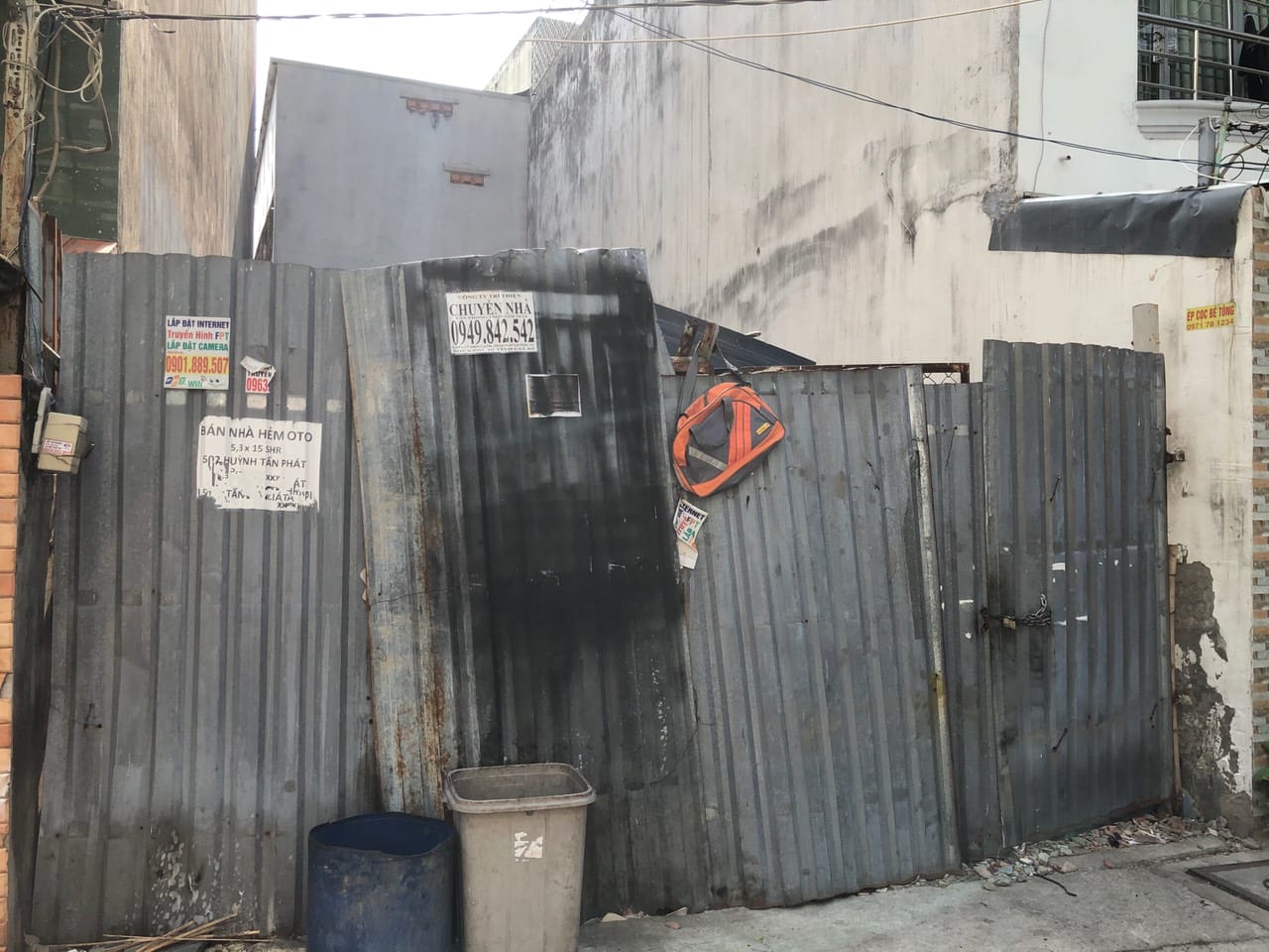 67.5m² Land in District 7, Vietnam No. 13375