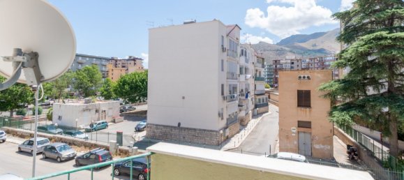 Квартира с 3 комнатами в Палермо, Италия № 276163 13