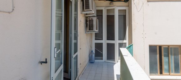 Квартира с 3 комнатами в Палермо, Италия № 276163 4