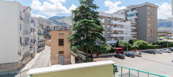 Квартира с 3 комнатами в Палермо, Италия № 276163 12