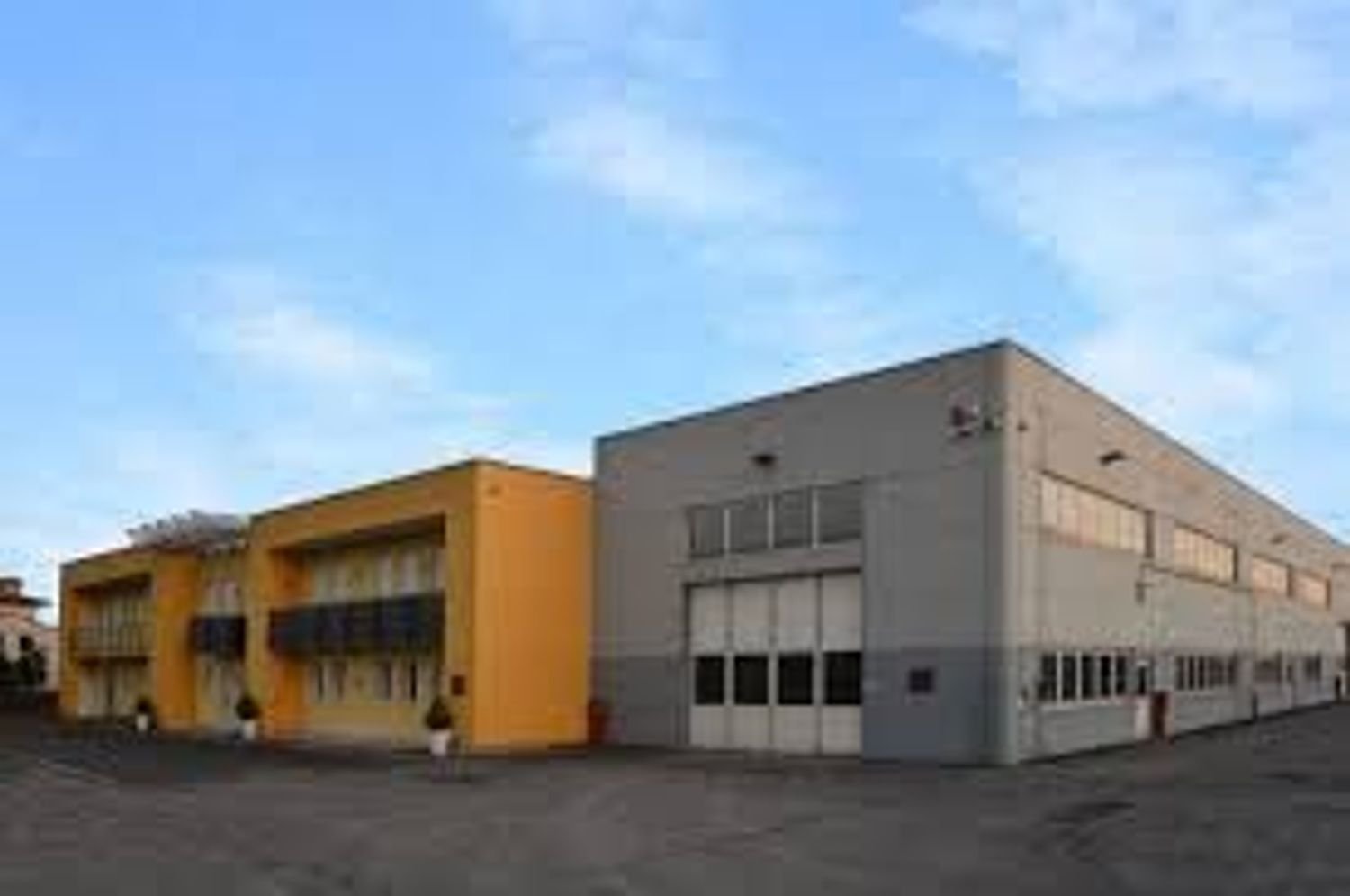 2830m² Building in Perugia, Italy No. 362313