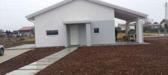 6 rooms Villa in Pordenone, Italy No. 165600 2