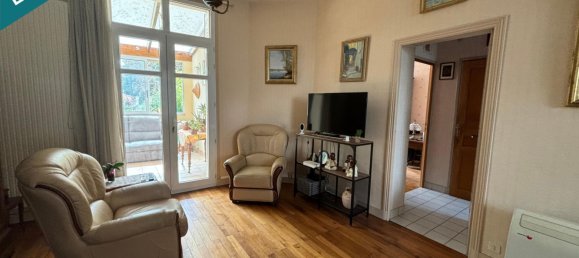 Casa de 4 dormitorios en Saint-Avertin, France No. 210479 3