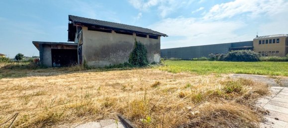 5 غرف نوم منزل في Oleggio, Italy رقم 377489 8