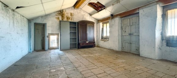 5 غرف نوم منزل في Oleggio, Italy رقم 377489 14