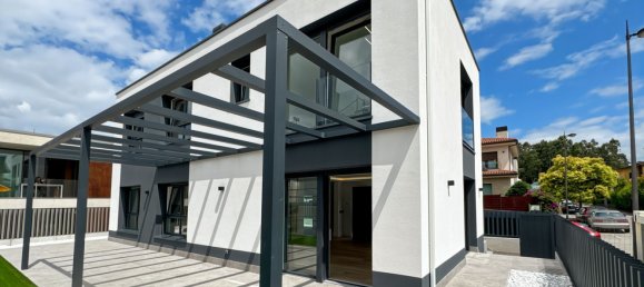 4 bedrooms House in A Coruna, Spain No. 82653 4