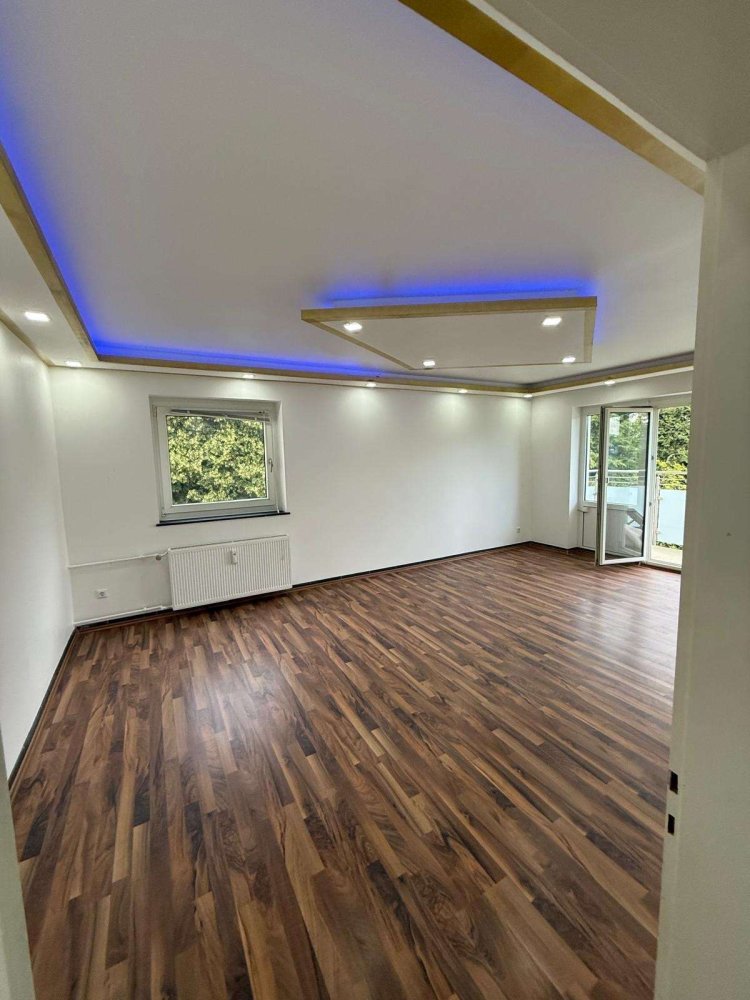 2 bedrooms Apartment in Wuppertal, Germany No. 262787