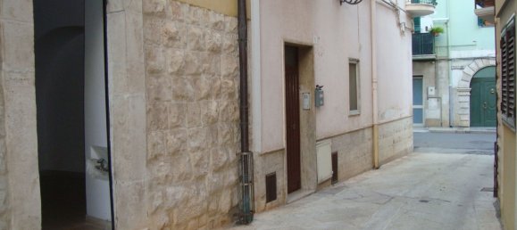 70m² Commercial property in Noicattaro, Italy No. 80079 15