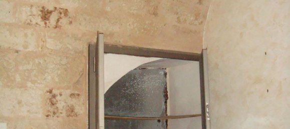 70m² Commercial property in Noicattaro, Italy No. 80079 22