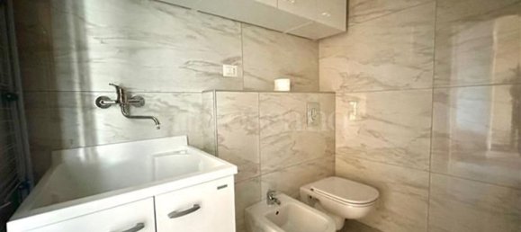 Квартира с 3 комнатами в Милан, Италия № 239622 18