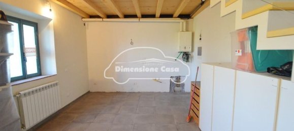 3 rooms House in Lucca, Italy No. 48376 3
