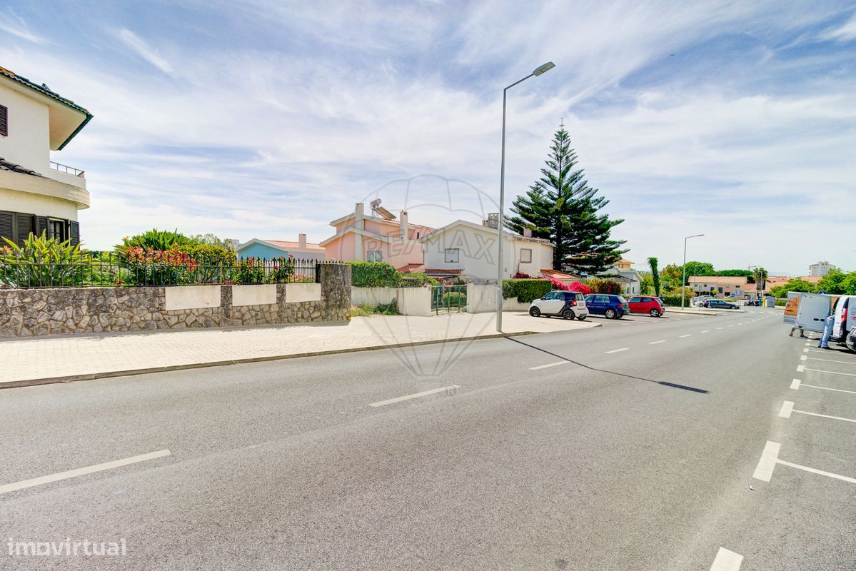 2453m² Land in Cascais, Portugal No. 76531