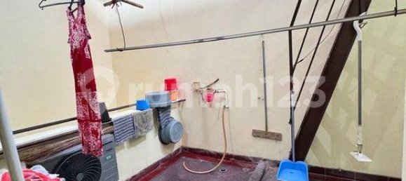 4 bedrooms House in Jakarta, Indonesia No. 1988 13