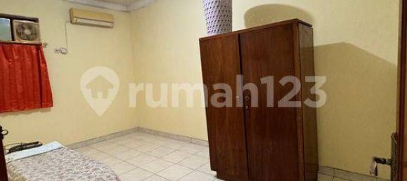 4 bedrooms House in Jakarta, Indonesia No. 1988 12