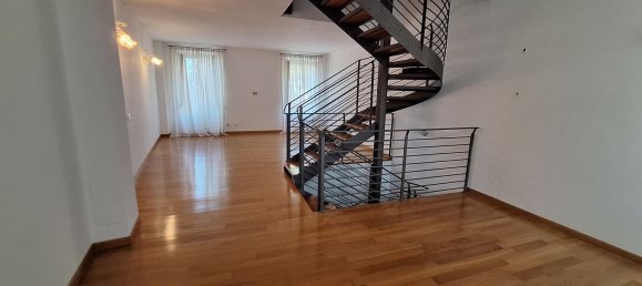 5 bedrooms Duplex in Ancona, Italy No. 318719 5