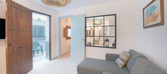 Дом с 2 спальнями в Калета-де-Велес, Испания № 104744 23