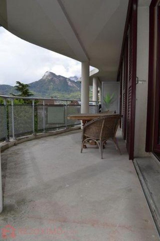 Кондоминиум  с 3 спальнями в Scionzier, Франция № 33649