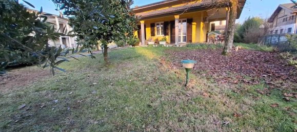 4-salle Villa à Gossolengo, Italy No. 220105 2