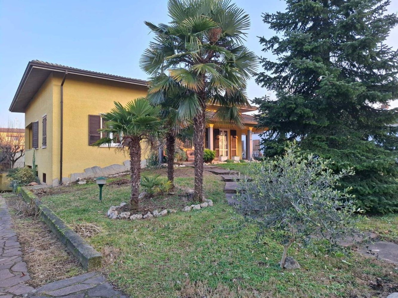 4-salle Villa à Gossolengo, Italy No. 220105