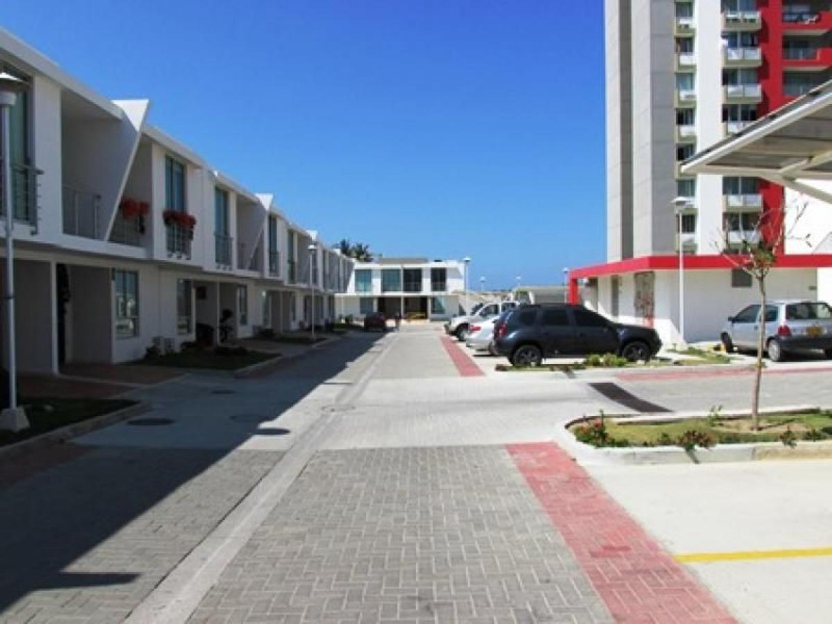 3 bedrooms House in Atlantico, Colombia No. 5093