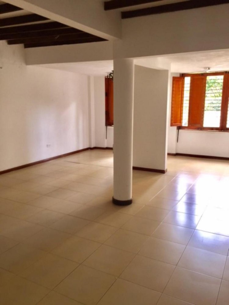 Casa de 4 dormitorios en Valle del Cauca, Colombia No. 7181