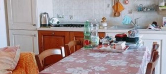 4-salle Appartement à Floridia, Italy No. 196052 8