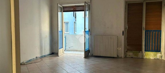 3 bedrooms Apartment in Cosenza, Italy No. 170240 8