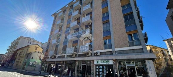 3 bedrooms Apartment in Cosenza, Italy No. 170240 2