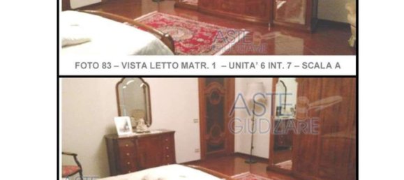 4 rooms Apartment in Naples, Italy No. 9959 10