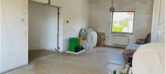 2 bedrooms House in Occhiobello, Italy No. 298622 10