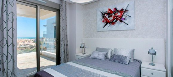 3 Schlafzimmer Wohnung in Villamartin, Spain, Nr. 7070 24