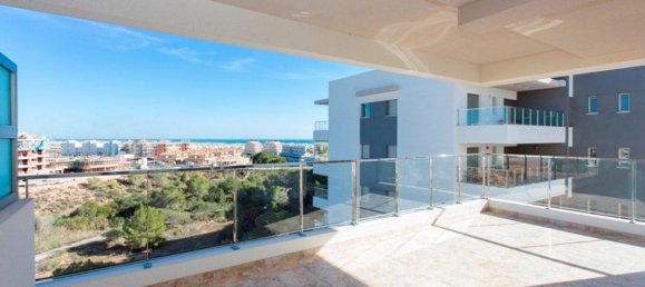 3 Schlafzimmer Wohnung in Villamartin, Spain, Nr. 7070 12